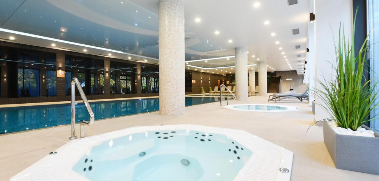 Nadmorskie Tarasy Apartament 215 A Eltom Tour Kolobrzeg Exterior photo